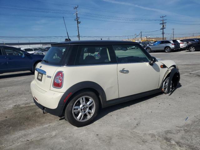 WMWSU3C57DT683046 - 2013 MINI COOPER WHITE photo 3