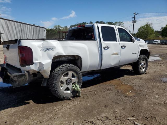 1GC1KVC88CF218931 - 2012 CHEVROLET SILVERADO K2500 HEAVY DUTY WHITE photo 3