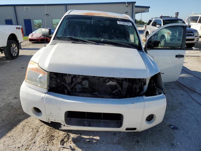 1N6BA0CH0AN305474 - 2010 NISSAN TITAN XE WHITE photo 5