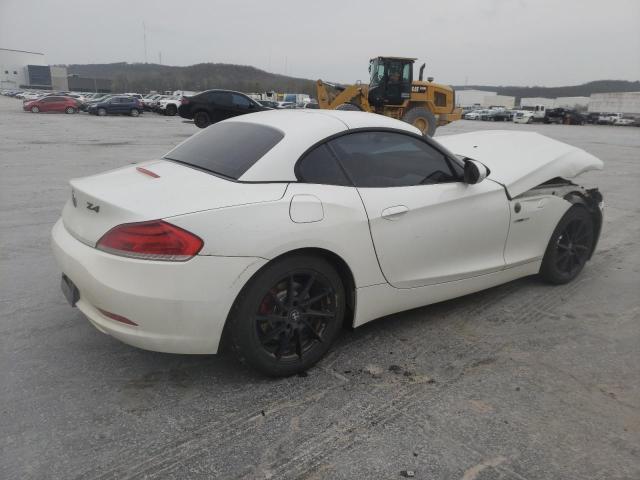 WBALM535X9E160924 - 2009 BMW Z4 SDRIVE30I WHITE photo 3