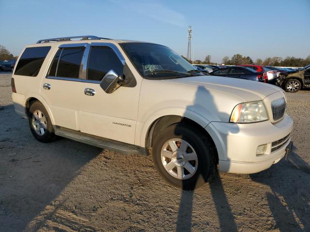 5LMFU28505LJ06991 - 2005 LINCOLN NAVIGATOR 白色 照片 4