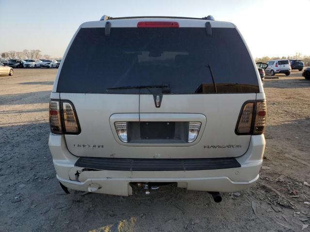 5LMFU28505LJ06991 - 2005 LINCOLN NAVIGATOR 白色 照片 6