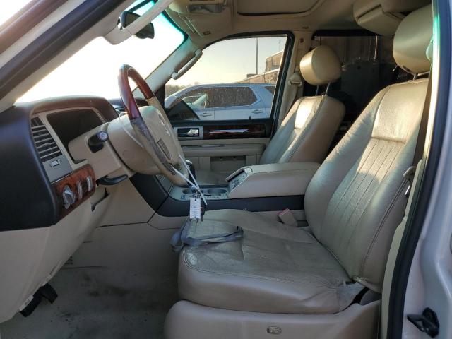 5LMFU28505LJ06991 - 2005 LINCOLN NAVIGATOR 白色 照片 7