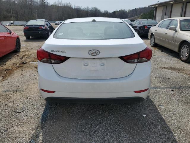 5NPDH4AE3GH769889 - 2016 HYUNDAI ELANTRA SE WHITE photo 6