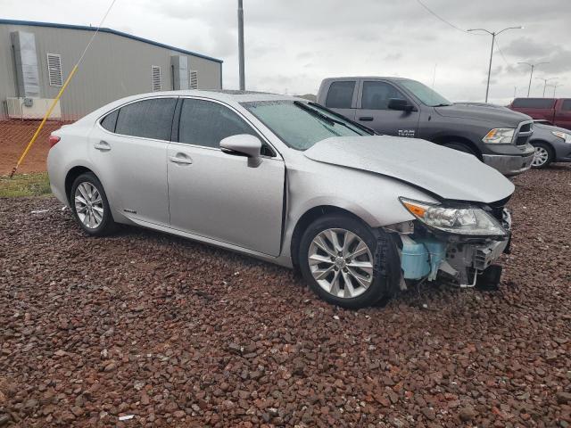 JTHBW1GG2E2042874 - 2014 LEXUS ES 300H SILVER photo 4