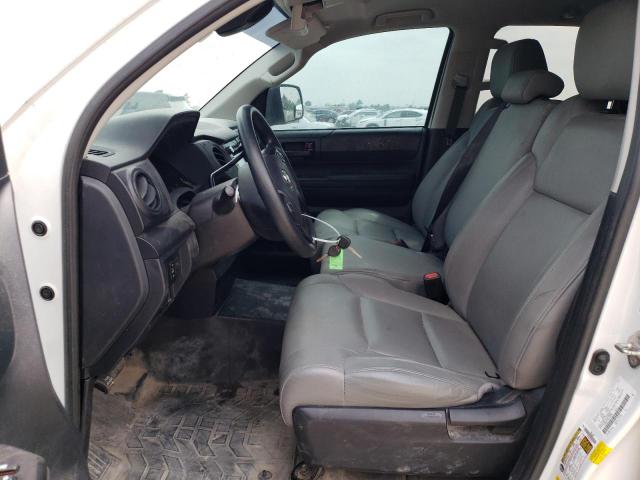 5TFRM5F15KX139978 - 2019 TOYOTA TUNDRA DOUBLE CAB SR/SR5 WHITE photo 7