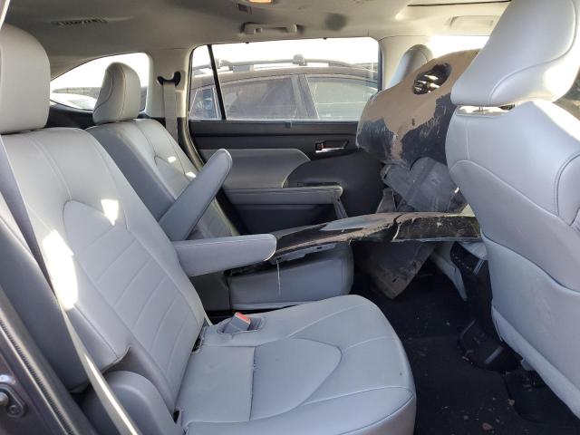 5TDHZRBH7NS185345 - 2022 TOYOTA HIGHLANDER XLE GRAY photo 11