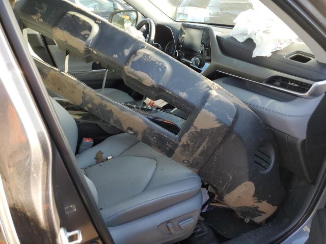 5TDHZRBH7NS185345 - 2022 TOYOTA HIGHLANDER XLE GRAY photo 13
