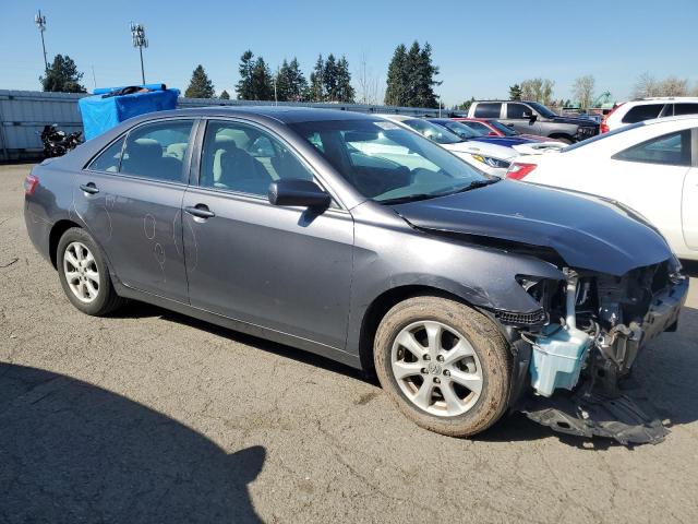 4T4BF3EK8BR130673 - 2011 TOYOTA CAMRY BASE GRAY photo 4