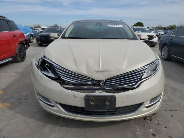 3LN6L2LUXFR621875 - 2015 LINCOLN MKZ HYBRID BEIGE photo 5