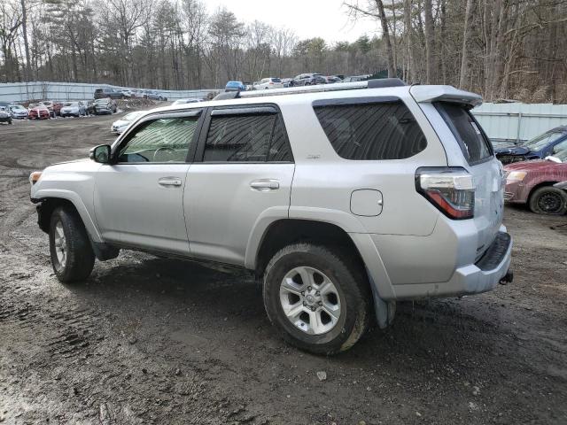 JTEBU5JRXK5689201 - 2019 TOYOTA 4RUNNER SR5 SILVER photo 2