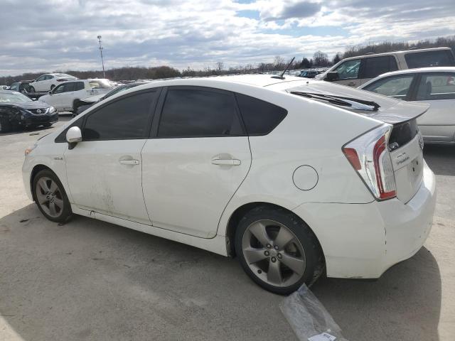 JTDKN3DU0F0402117 - 2015 TOYOTA PRIUS WHITE photo 2