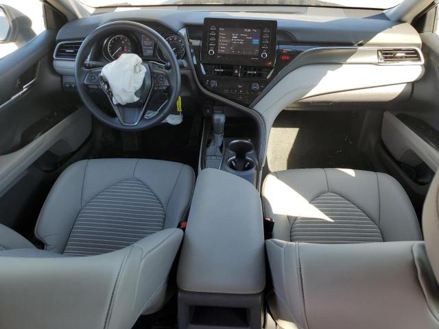 4T1G11AK8PU734398 - 2023 TOYOTA CAMRY SE NIGHT SHADE SILVER photo 8