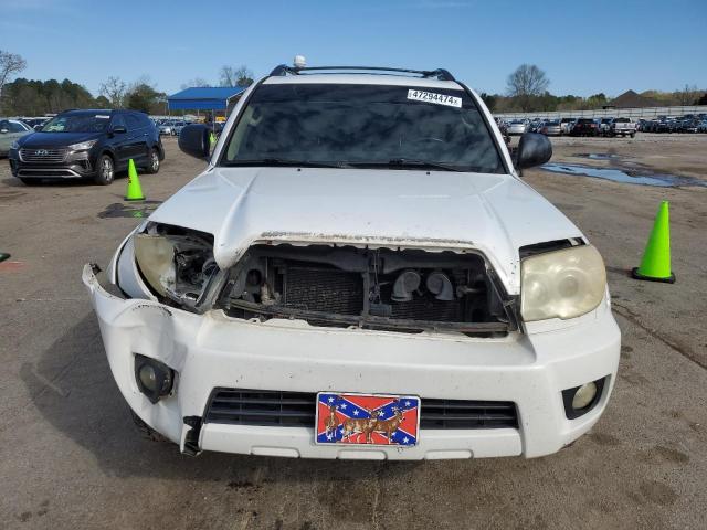 JTEZU14RX78087407 - 2007 TOYOTA 4RUNNER SR5 WHITE photo 5