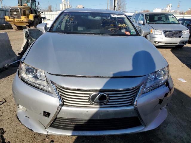 JTHBK1GGXD2010927 - 2013 LEXUS ES 350 SILVER photo 5