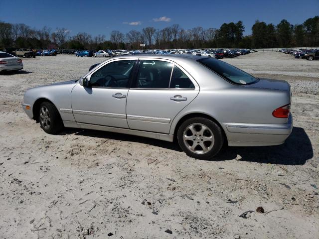 WDBJF65J7YA973257 - 2000 MERCEDES-BENZ E 320 GRAY photo 2