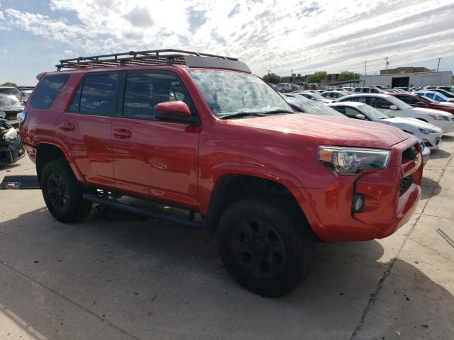 JTEBU5JR6H5454609 - 2017 TOYOTA 4RUNNER SR5/SR5 PREMIUM 红色 照片 4