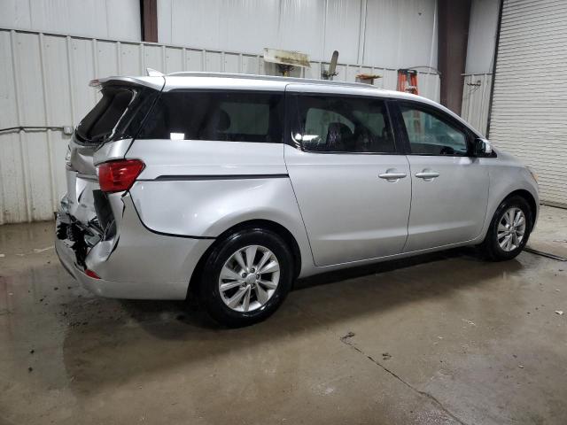 KNDMB5C10F6071718 - 2015 KIA SEDONA LX SILVER photo 3