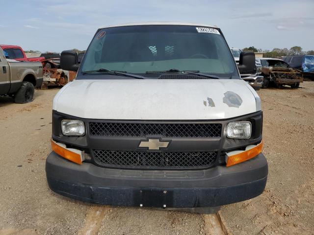 1GCWGFCA6B1140404 - 2011 CHEVROLET EXPRESS G2 WHITE photo 5