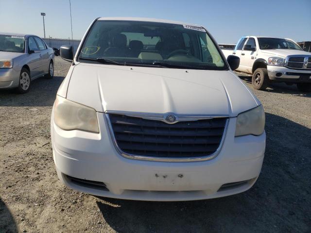 2A8HR44H68R647299 - 2008 CHRYSLER TOWN & COU LX WHITE photo 5