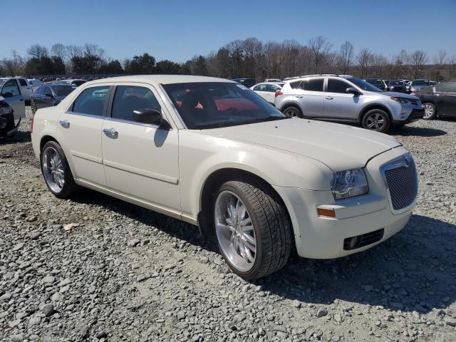 2C3LA43R86H285258 - 2006 CHRYSLER 300 WHITE photo 4