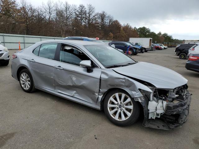 4T1B11HK7KU764467 - 2019 TOYOTA CAMRY L SILVER photo 4