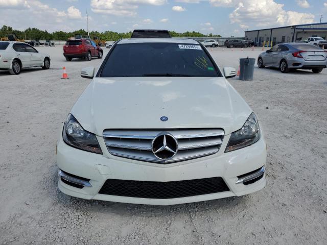 WDDGF4HB6CA637649 - 2012 MERCEDES-BENZ C 250 WHITE photo 5