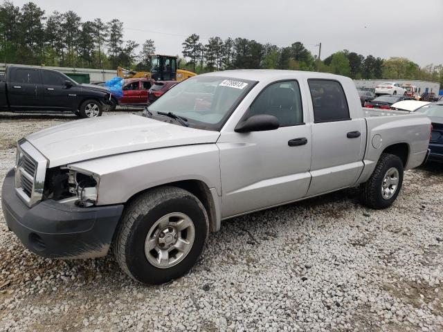 1D7HE28K45S235783 - 2005 DODGE DAKOTA QUAD SILVER photo 1