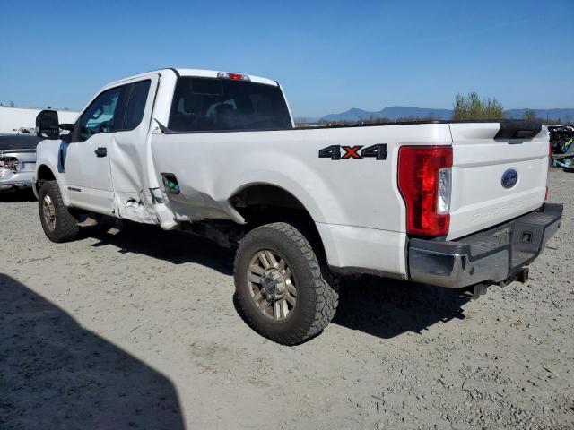 1FT7X2BT4HEE33462 - 2017 FORD F250 SUPER DUTY WHITE photo 2