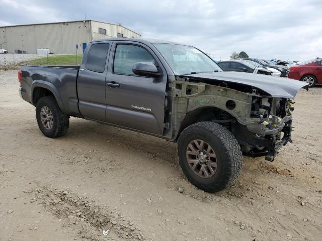 5TFRX5GN9HX085974 - 2017 TOYOTA TACOMA ACCESS CAB GRAY photo 4