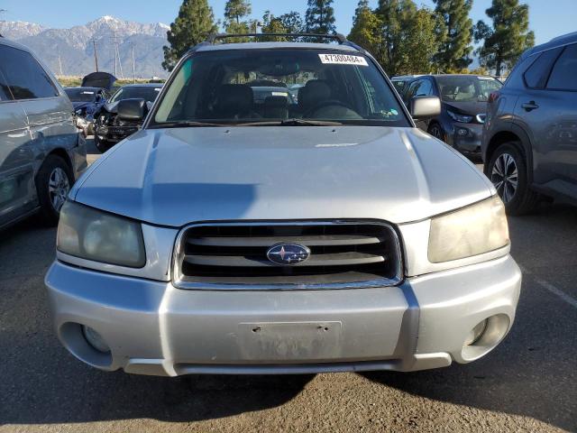 JF1SG656X4H723386 - 2004 SUBARU FORESTER 2.5XS Серебристый фото 5