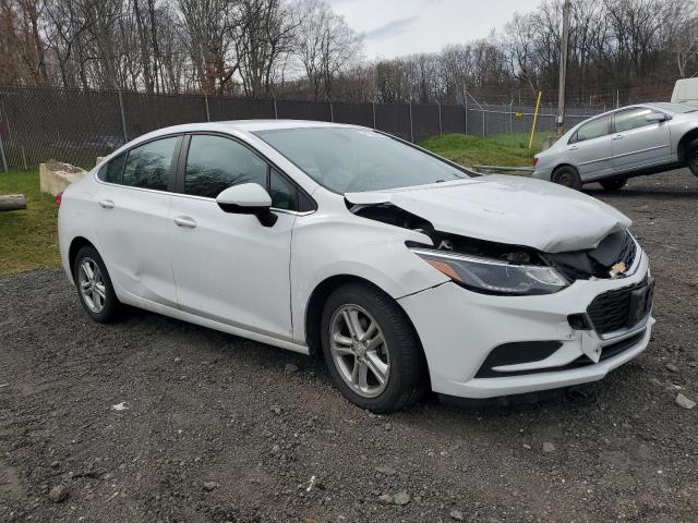 1G1BE5SM9J7133350 - 2018 CHEVROLET CRUZE LT WHITE photo 4