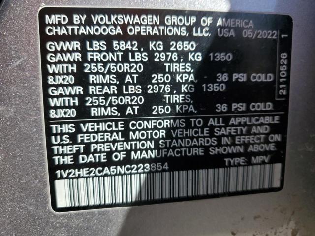 1V2HE2CA5NC223854 - 2022 VOLKSWAGEN ATLAS CROS SE SILVER photo 13