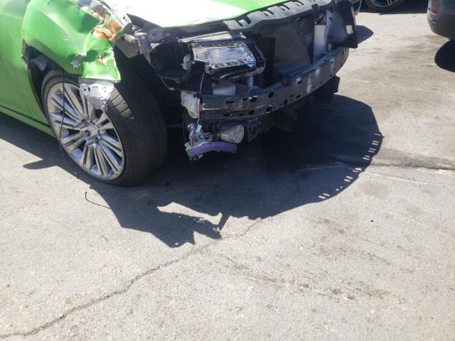 2C3CCABGXDH659018 - 2013 CHRYSLER 300 S GREEN photo 9