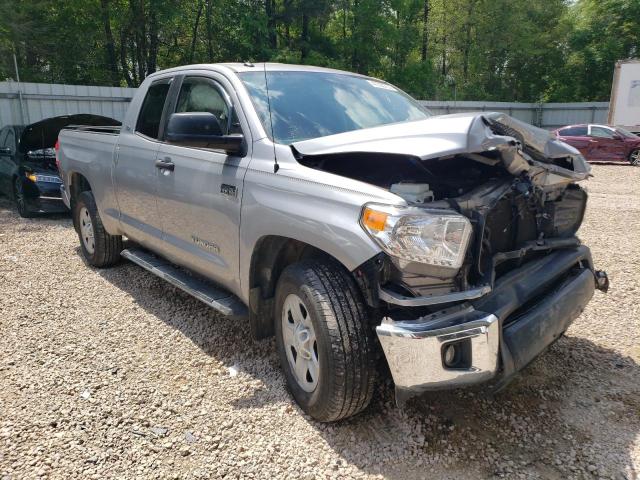 5TFRW5F17HX214781 - 2017 TOYOTA TUNDRA DOUBLE CAB SR/SR5 SILVER photo 4