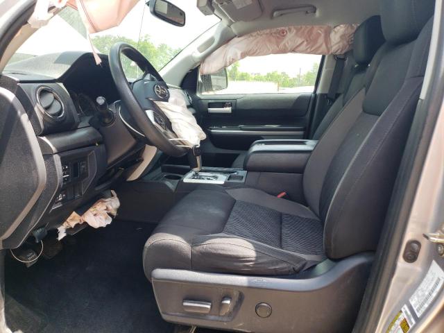 5TFRW5F17HX214781 - 2017 TOYOTA TUNDRA DOUBLE CAB SR/SR5 SILVER photo 7