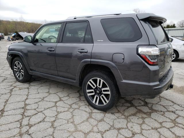 JTEBU5JR6J5514068 - 2018 TOYOTA 4RUNNER SR5/SR5 PREMIUM BLACK photo 2