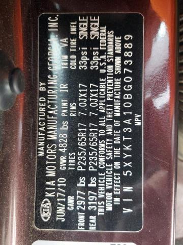 5XYKT3A10BG073889 - 2011 KIA SORENTO BASE RED photo 13