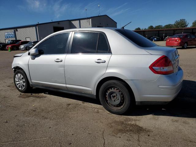 3N1BC11E07L406473 - 2007 NISSAN VERSA S SILVER photo 2