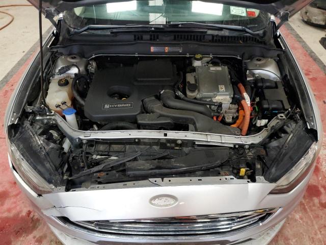 3FA6P0LU9JR241812 - 2018 FORD FUSION SE HYBRID SILVER photo 11