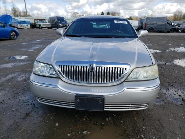 2LNBL8CV7BX754194 - 2011 LINCOLN TOWN CAR SIGNATURE LIMITED SILVER photo 5