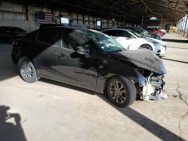 3MYDLBYV4KY508325 - 2019 TOYOTA YARIS L BLACK photo 4