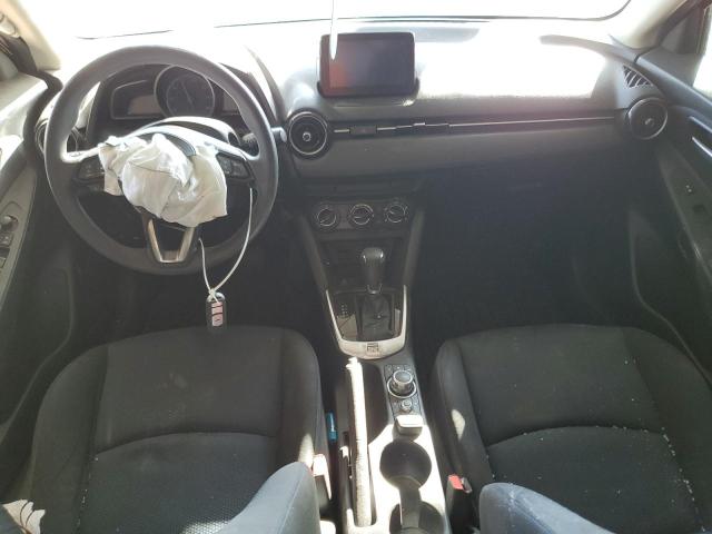 3MYDLBYV4KY508325 - 2019 TOYOTA YARIS L BLACK photo 8