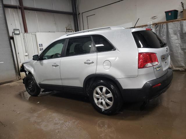 5XYKTCA65DG363172 - 2013 KIA SORENTO LX SILVER photo 2