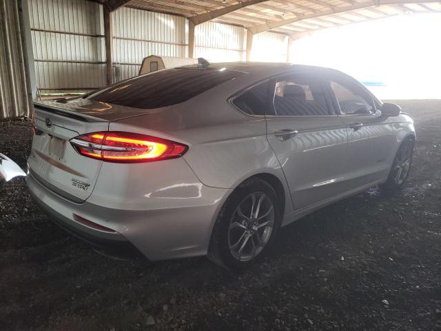 3FA6P0RU3KR141066 - 2019 FORD FUSION TITANIUM SILVER photo 3