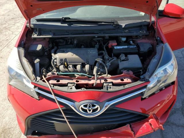 VNKJTUD33FA038226 - 2015 TOYOTA YARIS RED photo 11