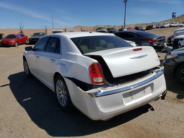 2C3CA5CG0BH530195 - 2011 CHRYSLER 300 LIMITED WHITE photo 2