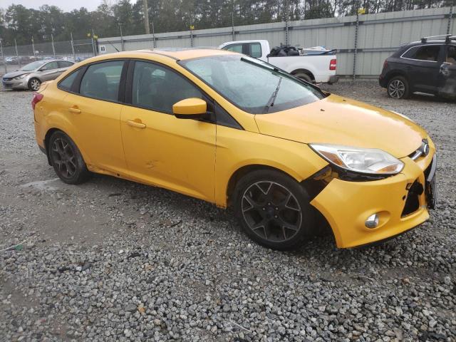 1FAHP3F27CL447362 - 2012 FORD FOCUS SE GOLD photo 4