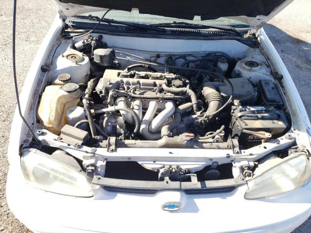 1Y1SK52881Z440236 - 2001 CHEVROLET GEO PRIZM BASE WHITE photo 11