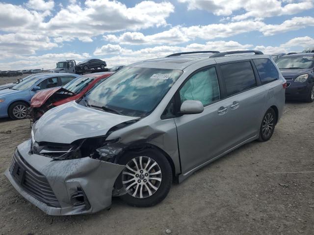 2019 TOYOTA SIENNA XLE, 